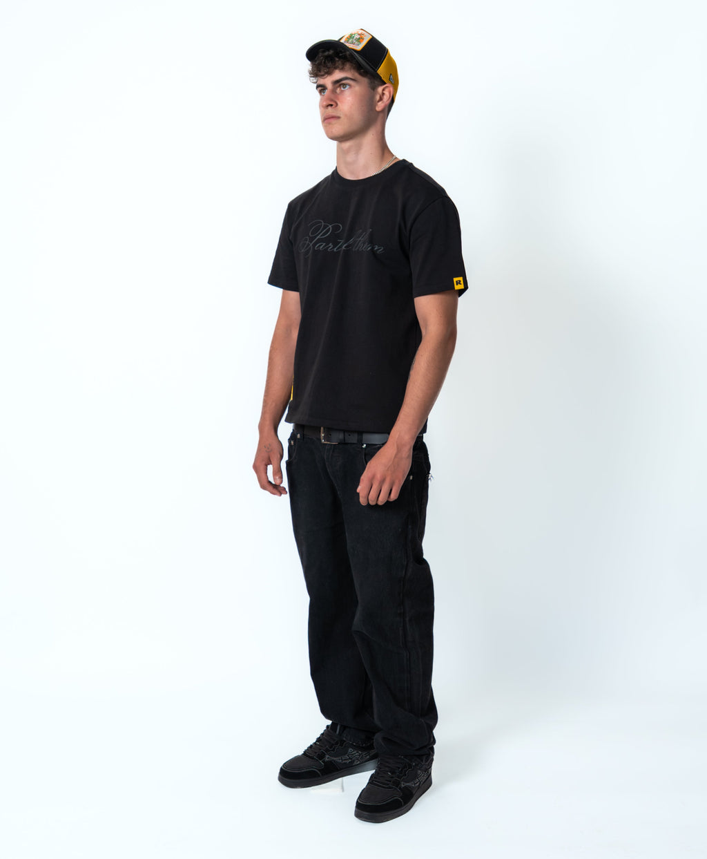 SLY TEE